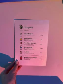 studio-priority-clients-project-hangout-img-10